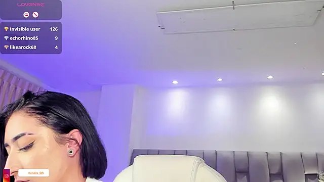 kendra scoth online show from February 18, 2025, 10:25 pm