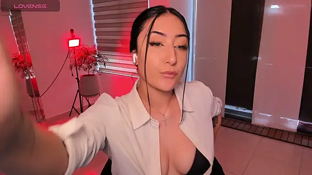 kendra scoth online show from September 28, 2025, 8:47 pm