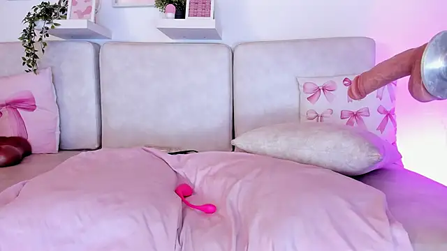 Malka Burning online show from October 15, 2025, 7:03 pm