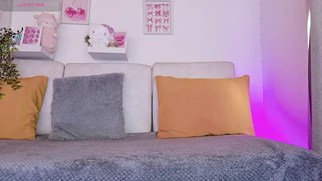 Malka Burning online show from April 13, 2026, 8:03 pm