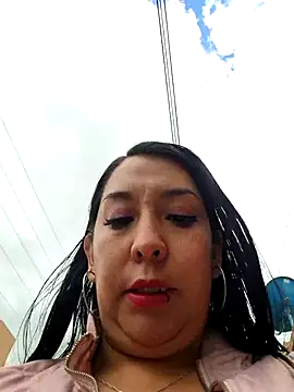 Snapshot of Bella_keny chatting on July 16, 2026, 2:56 pm Bella keny online show from July 16, 2026, 2:56 pm
