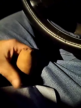 A man in public online show from October 25, 2025, 8:47 pm