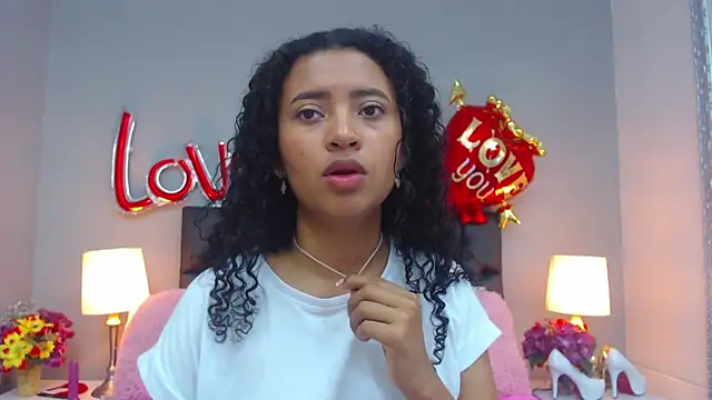 Snapshot of JessyZoe chatting on February 17, 2025, 12:48 pm JessyZoe online show from February 17, 2025, 12:48 pm