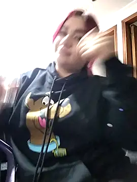 Snapshot of EmaGw chatting on February 25, 2026, 10:52 pm EmaGw online show from February 25, 2026, 10:52 pm