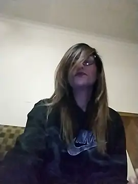 karmicQueen669 online show from May 12, 2026, 5:32 pm