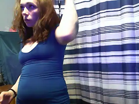 Snapshot of Genevieve143 chatting on January 12, 2025, 9:19 am Genevieve143 online show from January 12, 2025, 9:19 am