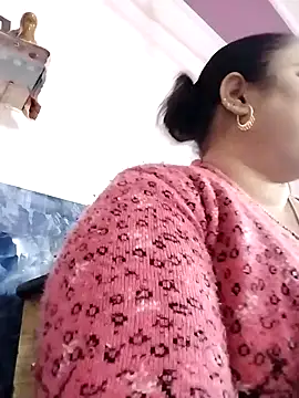 Snapshot of Kiyara7 chatting on January 31, 2025, 3:52 am Kiyara7 online show from January 31, 2025, 3:52 am