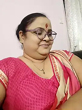 Snapshot of Kiyara7 chatting on February 1, 2025, 6:21 am Kiyara7 online show from February 1, 2025, 6:21 am