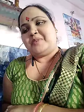 Snapshot of Kiyara7 chatting on February 5, 2025, 6:56 am Kiyara7 online show from February 5, 2025, 6:56 am