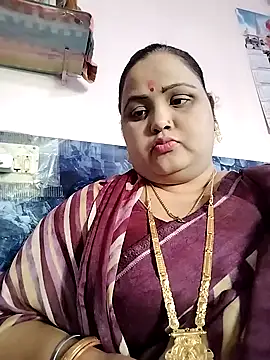 Snapshot of Kiyara7 chatting on February 14, 2025, 5:51 am Kiyara7 online show from February 14, 2025, 5:51 am