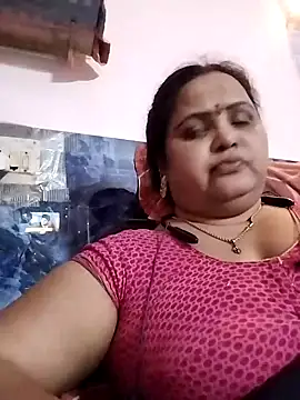 Snapshot of Kiyara7 chatting on February 16, 2025, 4:32 pm Kiyara7 online show from February 16, 2025, 4:32 pm