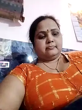 Snapshot of Kiyara7 chatting on February 17, 2025, 3:53 pm Kiyara7 online show from February 17, 2025, 3:53 pm