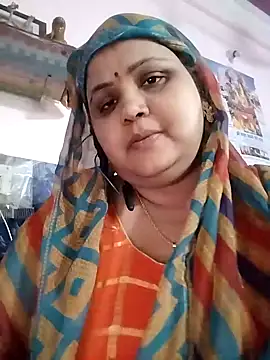 Snapshot of Kiyara7 chatting on February 18, 2025, 2:27 am Kiyara7 online show from February 18, 2025, 2:27 am