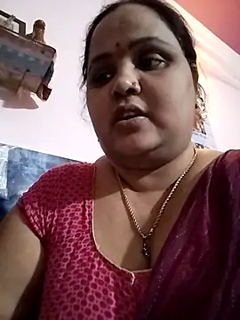 Snapshot of Kiyara7 chatting on February 20, 2025, 4:14 pm Kiyara7 online show from February 20, 2025, 4:14 pm
