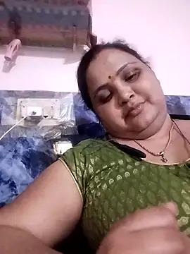Snapshot of Kiyara7 chatting on March 3, 2025, 4:35 pm Kiyara7 online show from March 3, 2025, 4:35 pm