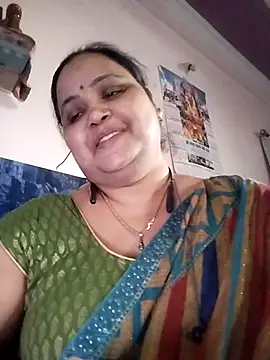 Snapshot of Kiyara7 chatting on March 5, 2025, 2:36 am Kiyara7 online show from March 5, 2025, 2:36 am