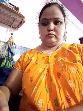 Snapshot of Kiyara7 chatting on October 6, 2025, 2:09 am Kiyara7 online show from October 6, 2025, 2:09 am