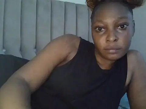 Snapshot of Midnight_Clique_ chatting on November 15, 2025, 2:02 pm Midnight Clique online show from November 15, 2025, 2:02 pm