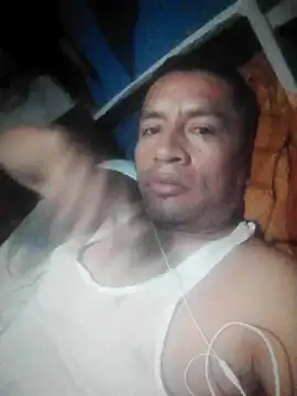 Elegante42per online show from January 6, 2025, 11:42 pm