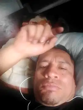 Elegante42per online show from January 7, 2025, 9:03 pm