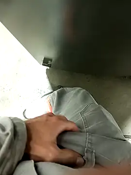 Din0071 online show from December 9, 2024, 11:24 pm