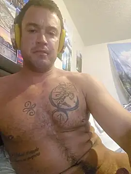 Snapshot of JonnyIronwood chatting on February 19, 2025, 10:45 am JonnyIronwood online show from February 19, 2025, 10:45 am