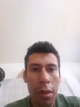 josehot151515 online show from February 13, 2026, 4:25 pm