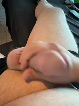 Sebastian24589 online show from September 24, 2025, 7:33 am