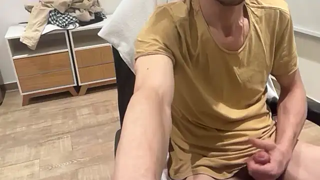 Snapshot of nicolaaaaas chatting on October 9, 2025, 6:44 am nicolaaaaas online show from October 9, 2025, 6:44 am