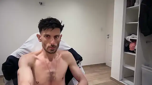 Snapshot of nicolaaaaas chatting on November 12, 2025, 6:58 am nicolaaaaas online show from November 12, 2025, 6:58 am