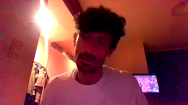 nicolaaaaas online show from February 7, 2026, 7:23 am