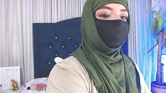 Uzra hayed online show from December 30, 2024, 7:42 pm