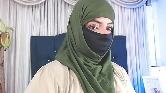 Uzra hayed online show from January 13, 2025, 10:35 pm