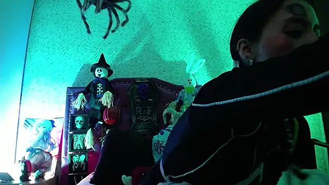 Snapshot of luly_pink chatting on October 28, 2025, 4:38 am luly pink online show from October 28, 2025, 4:38 am