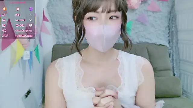 Snapshot of A33-asami chatting on November 22, 2025, 1:26 am A33-asami online show from November 22, 2025, 1:26 am