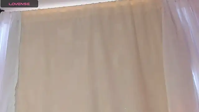 Snapshot of setzuna_ chatting on October 17, 2025, 9:28 pm setzuna online show from October 17, 2025, 9:28 pm