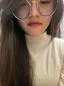 Snapshot of Krixxi22 chatting on January 5, 2025, 3:34 pm Krixxi22 online show from January 5, 2025, 3:34 pm