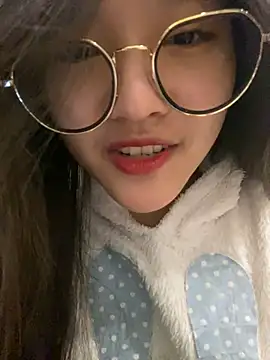 Snapshot of Krixxi22 chatting on January 12, 2025, 3:25 pm Krixxi22 online show from January 12, 2025, 3:25 pm