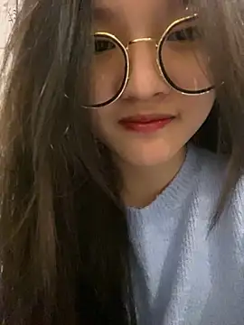 Snapshot of Krixxi22 chatting on January 20, 2025, 3:39 pm Krixxi22 online show from January 20, 2025, 3:39 pm