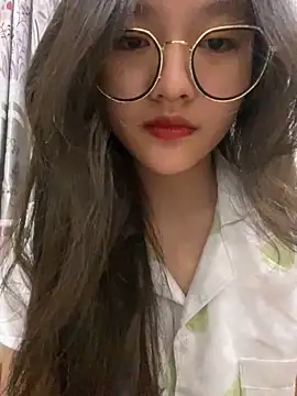 Snapshot of Krixxi22 chatting on March 19, 2025, 3:40 pm Krixxi22 online show from March 19, 2025, 3:40 pm