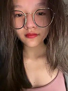 Snapshot of Krixxi22 chatting on September 11, 2025, 3:01 pm Krixxi22 online show from September 11, 2025, 3:01 pm