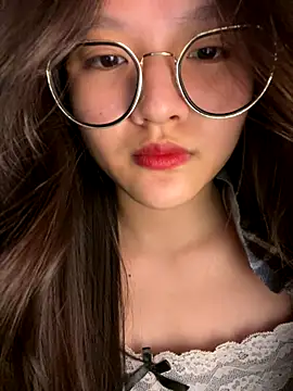 Snapshot of Krixxi22 chatting on September 27, 2025, 2:11 pm Krixxi22 online show from September 27, 2025, 2:11 pm