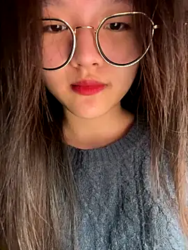 Krixxi22 online show from November 26, 2025, 4:52 pm