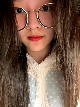 Krixxi22 online show from December 16, 2025, 11:04 am