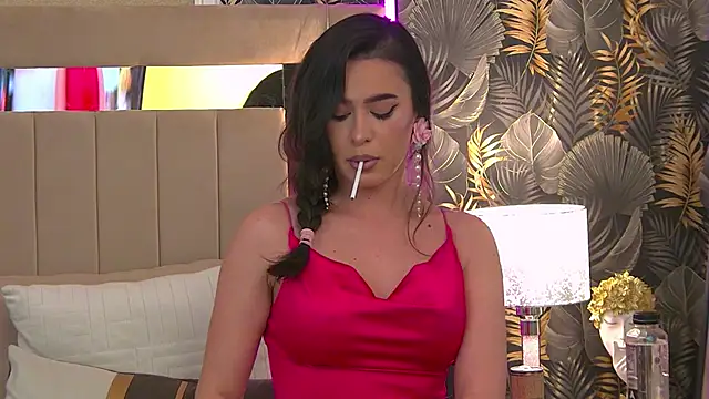 Snapshot of reyabaines chatting on November 7, 2025, 7:36 pm reyabaines online show from November 7, 2025, 7:36 pm