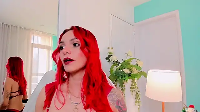 Snapshot of MeganLorensx chatting on December 4, 2024, 10:19 pm MeganLorensx online show from December 4, 2024, 10:19 pm