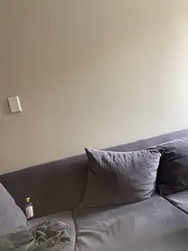 jaytee198610 online show from March 23, 2026, 2:43 pm