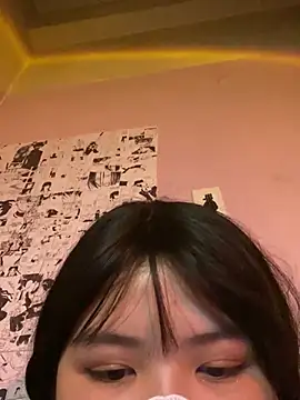 HoneyBuns 05 online show from December 28, 2024, 5:35 pm