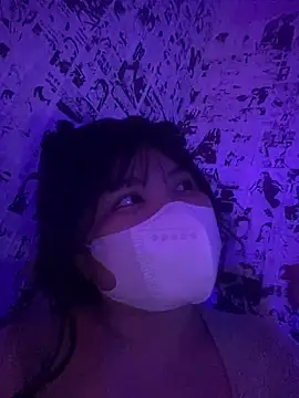 HoneyBuns 05 online show from March 1, 2025, 5:38 pm