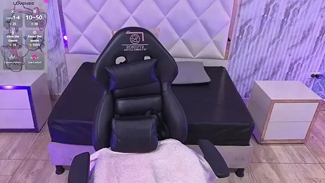 Mellani tay online show from December 21, 2025, 3:13 am